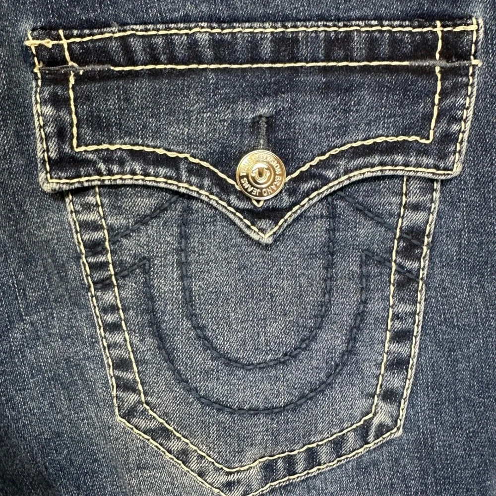True Religion Rocco Big T Flap Pocket Jeans M Size 30 Contrast Stitch Horseshoe